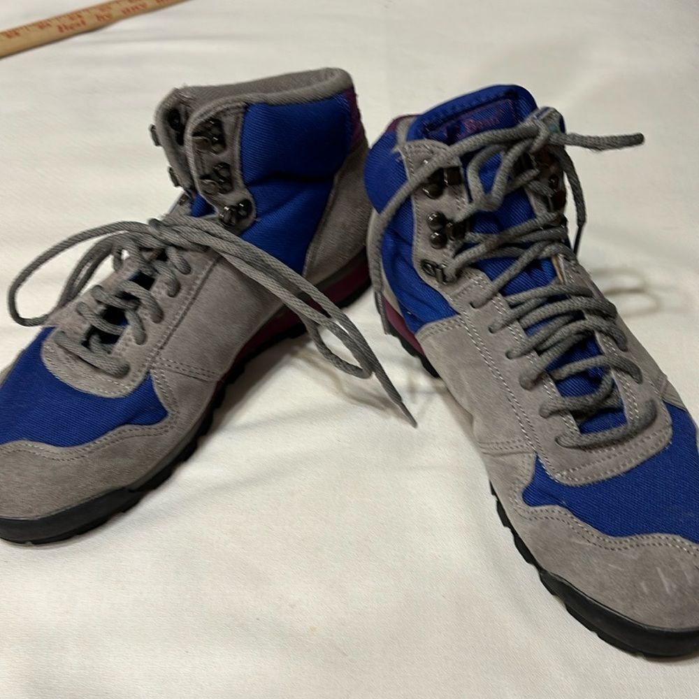 L.L.Bean Size 8.5 Merrill Air Cushion sneakers  gray & blue